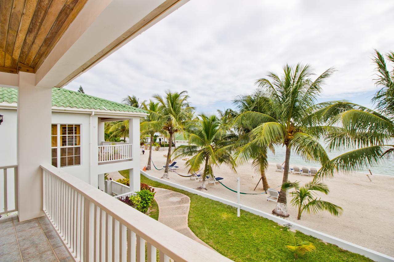 Banyan Bay Suites San Pedro  Exterior foto