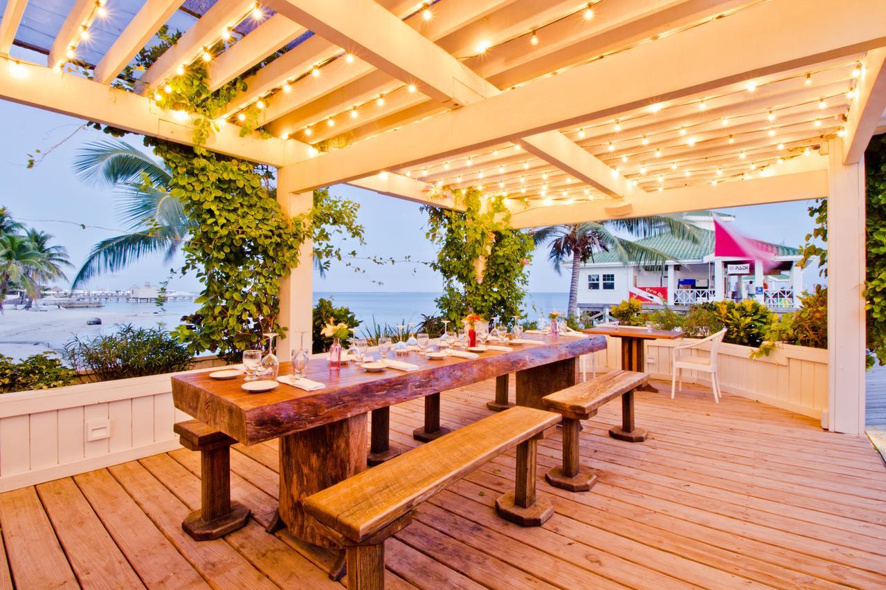 Banyan Bay Suites San Pedro  Exterior foto